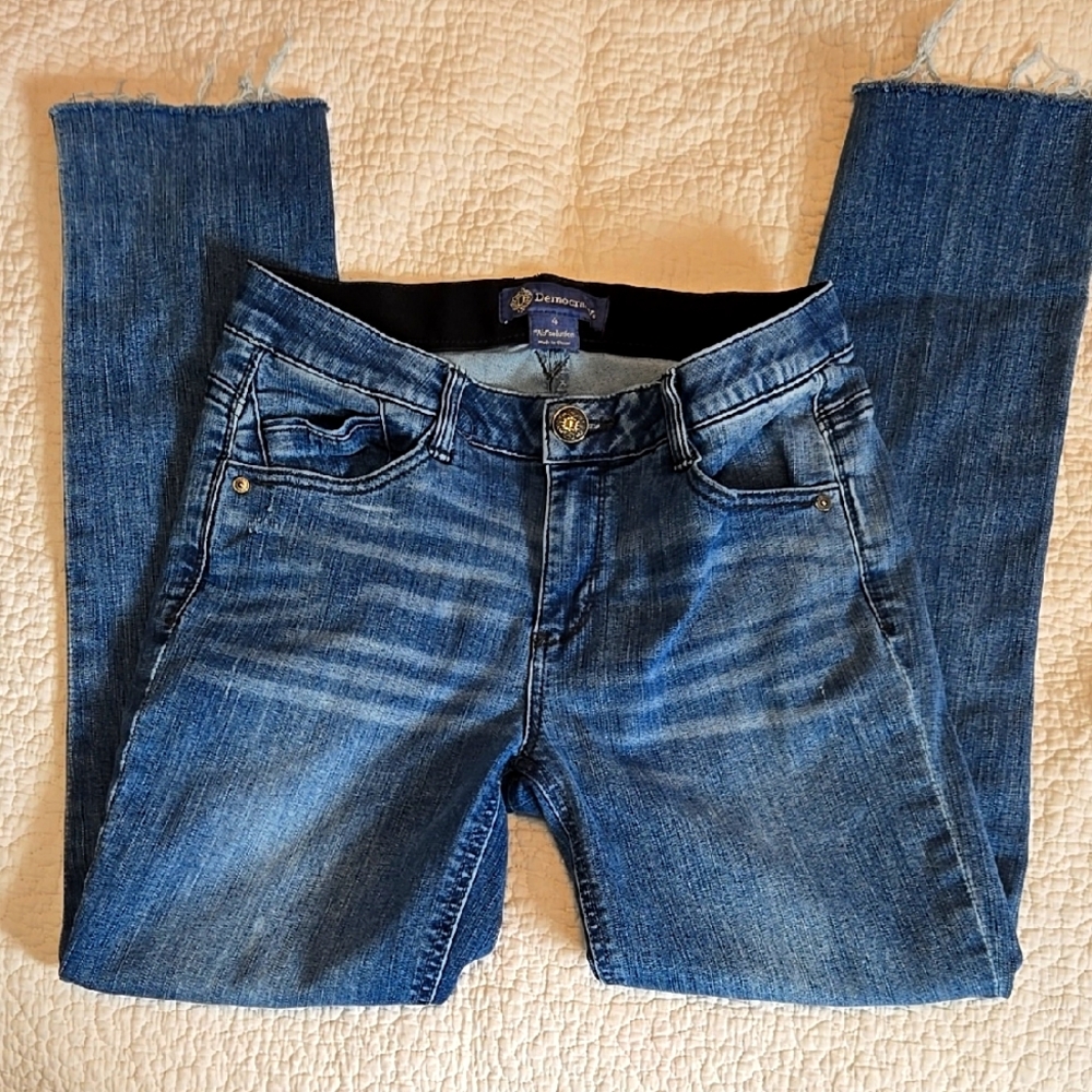 Women's Democracy Absolution Blue Jeans, Frayed Hem, Size 4